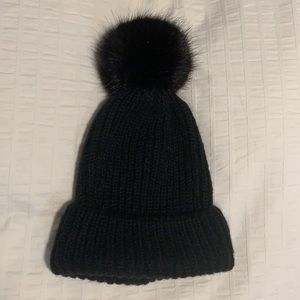 Zara ribbed knit beanie with faux fur pom pom